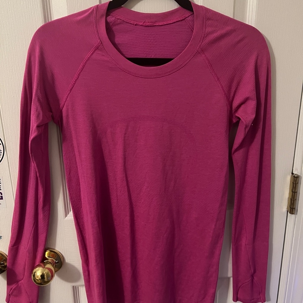 Lululemon Swiftly Tech Long Sleeve Shirt 2.0